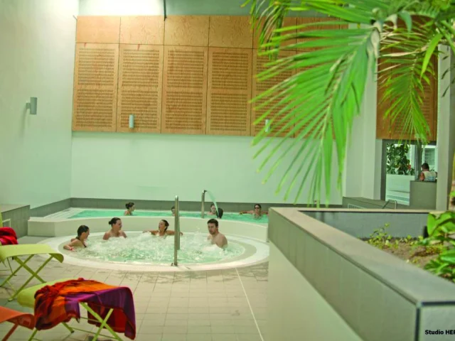 Balneo Carre D'eau Bourg En Bresse©studio Herwey