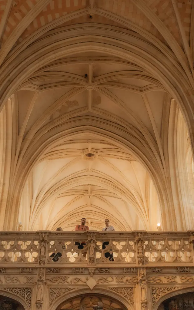 Passage sur le Jubé au Monastère royal de Brou à Bourg-en-Bresse