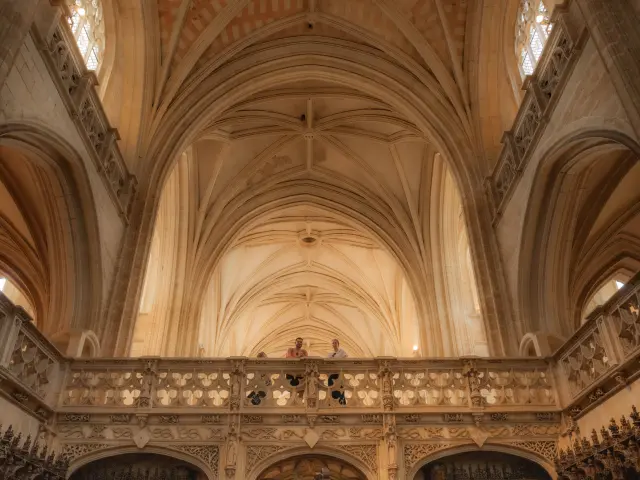 Passage sur le Jubé au Monastère royal de Brou à Bourg-en-Bresse
