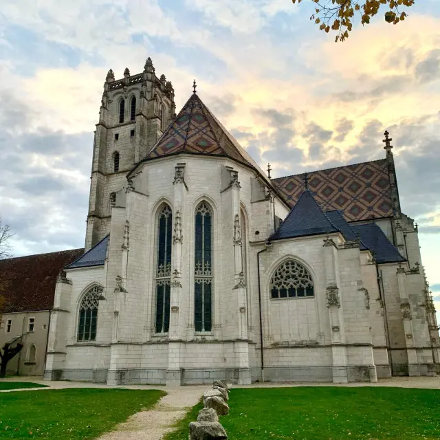 Instagram #monastereroyaldebrou